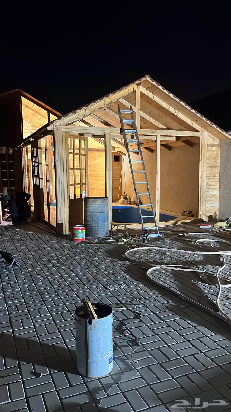 Abu Lara for making rustic-style huts63007223665539114