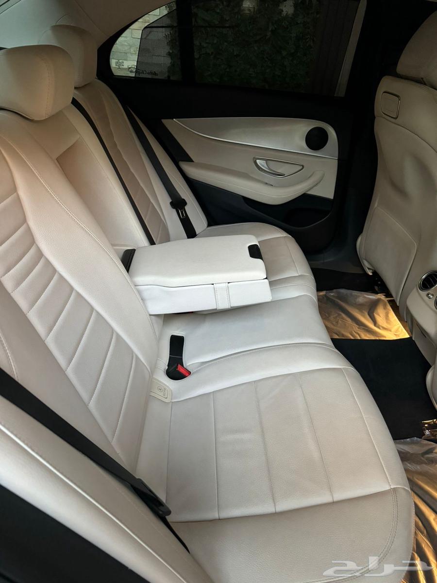 Mercedes E3502 model 201963215896921218111