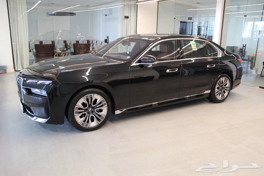 BMW 735 2023 ((Sold))63215917911811111