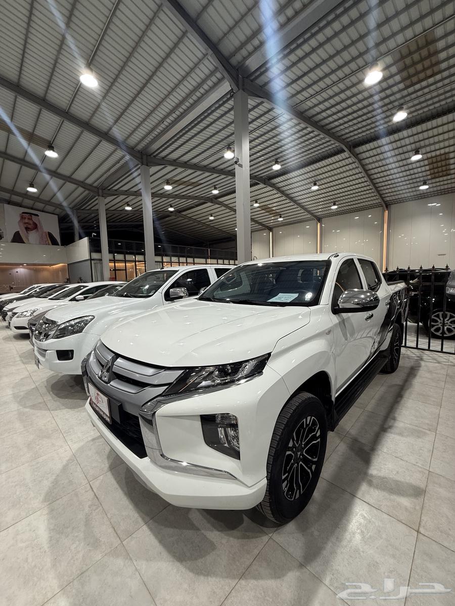 Mitsubishi 2023 L200, first owner, has been sold63215415088643111