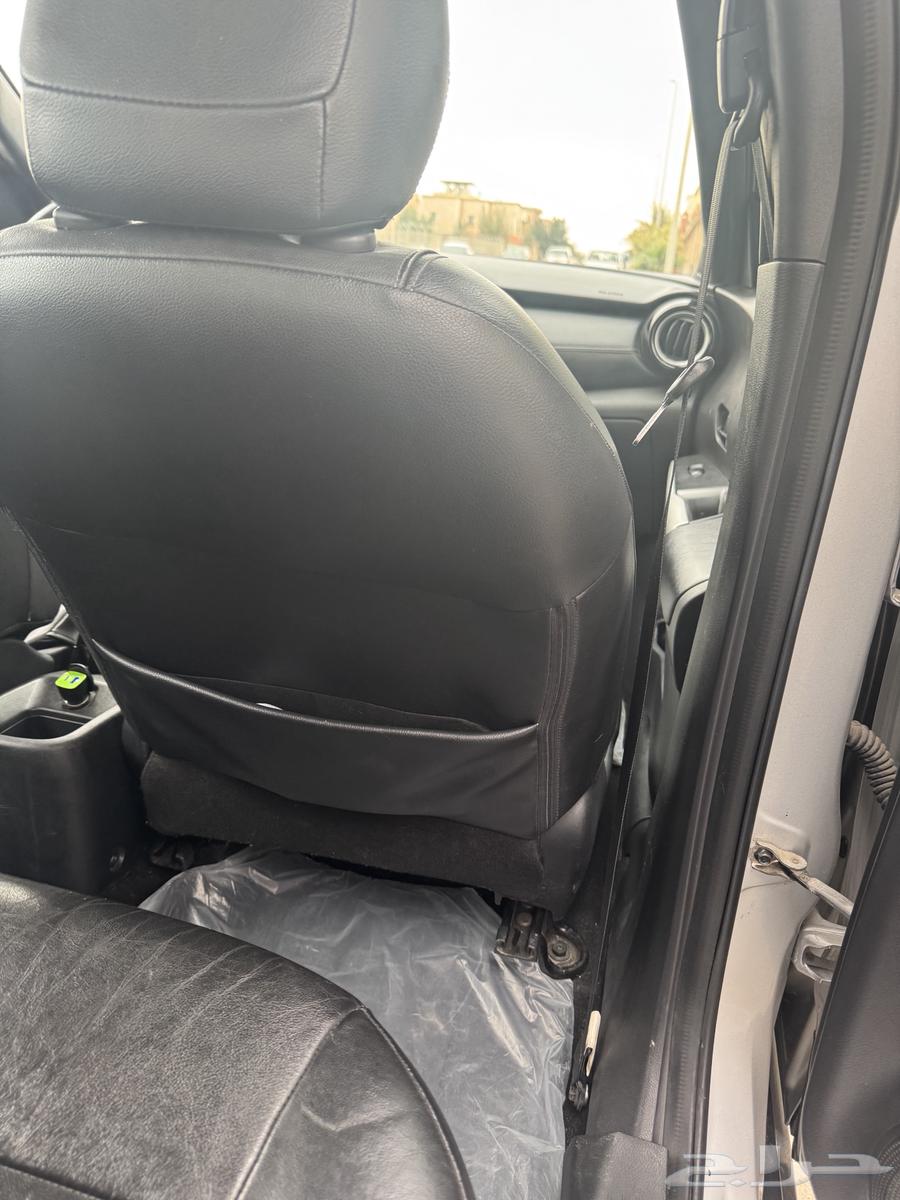For sale Nissan Kicks imported to Saudi Arabia63216870527233114