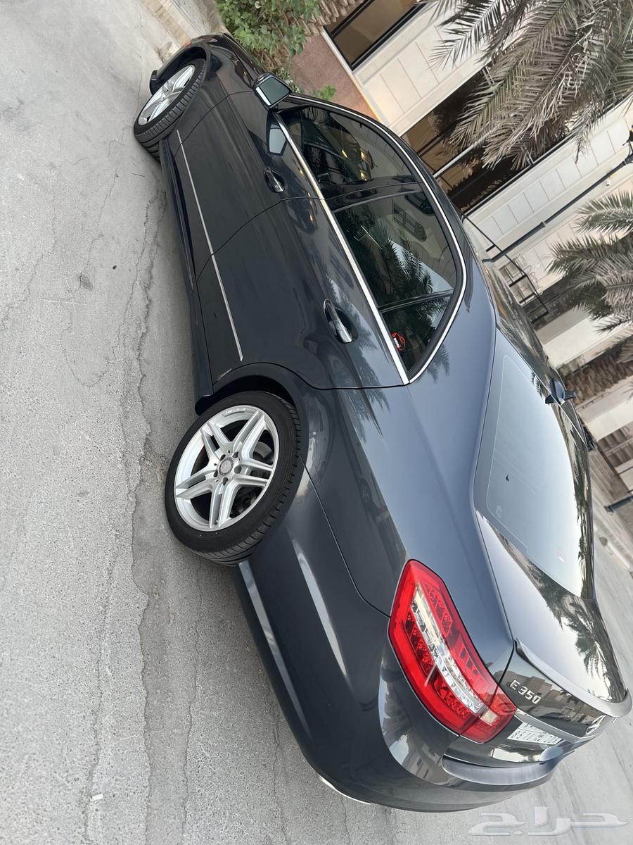 مرسيدس E35063218375597442113