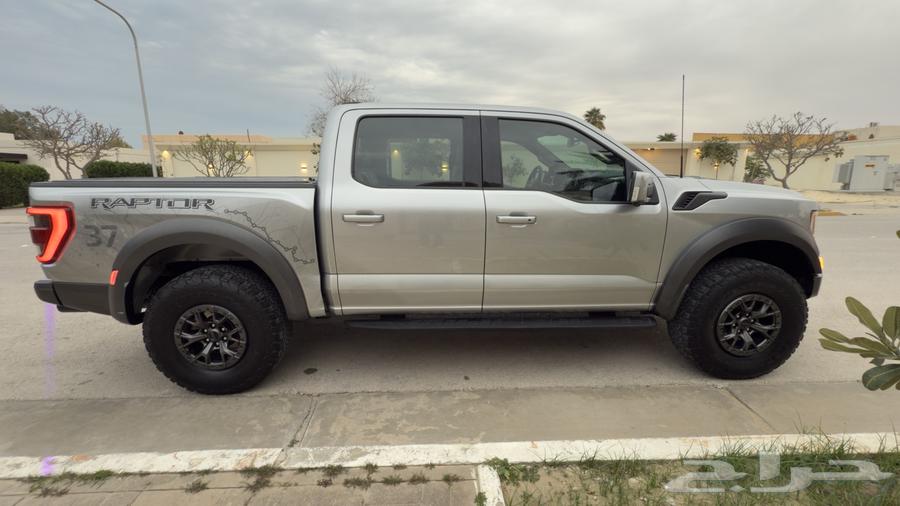 Ford F-150 Raptor 2022 with 37 package63215896416642112