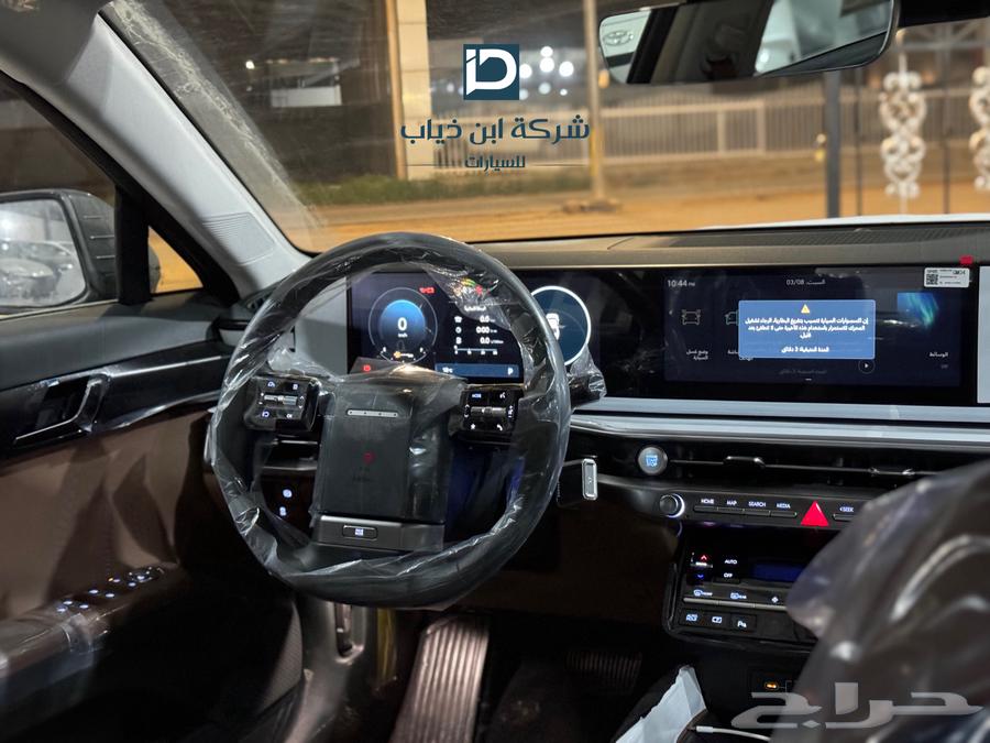 هونداي ازيرا كلاسيك 2025 لدى شركة ابن ذياب للسيارات63214452563329114