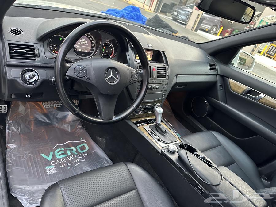 Mercedes C30063216387704835114