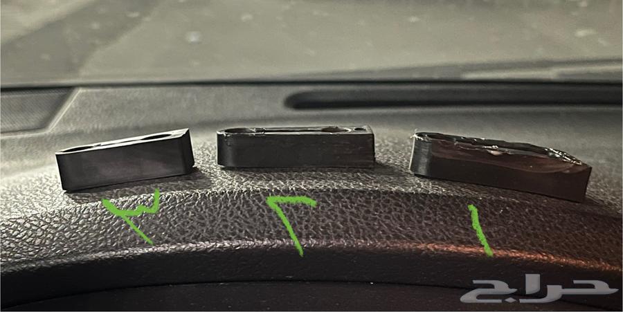 The door skin of the car is soundproof due to door issues or strong closure.63220881900547114