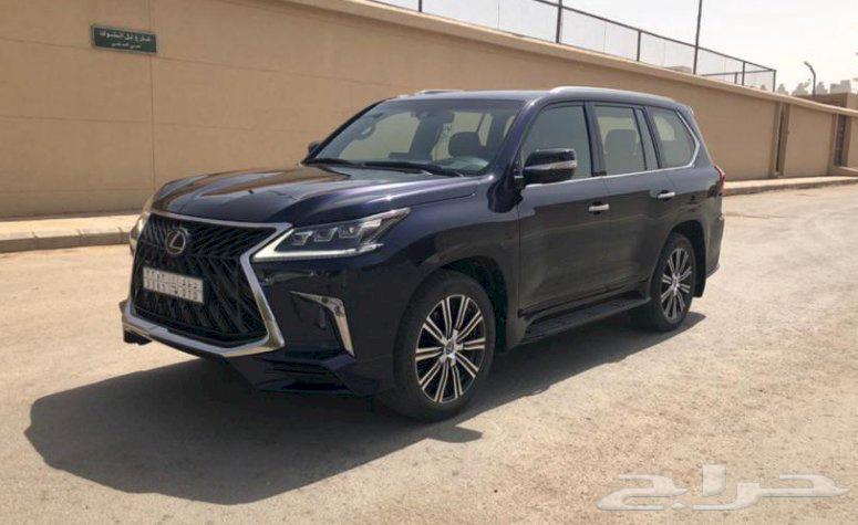 Black Lexus SUV, full option, 2020 model632178402740501110