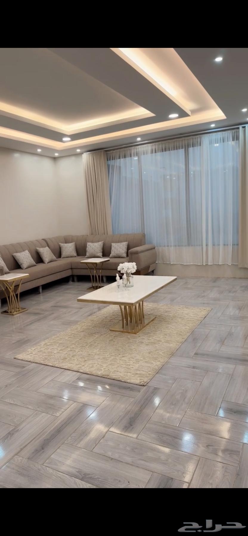 Milan Chalet63148878441218113