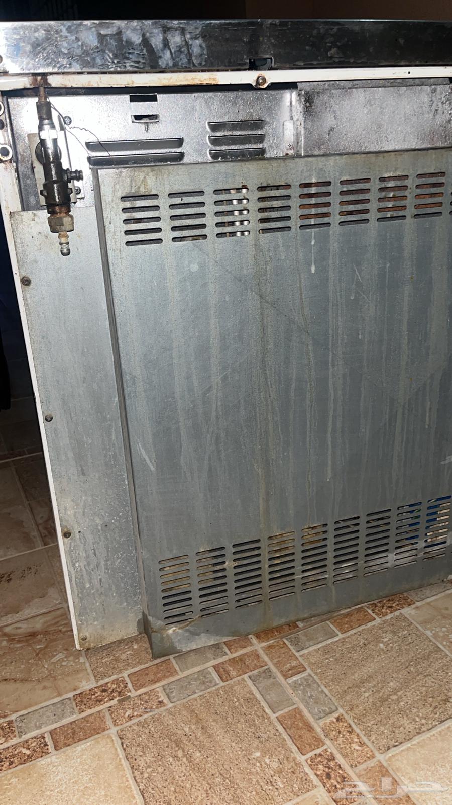 Italian oven in good condition63146029258882112