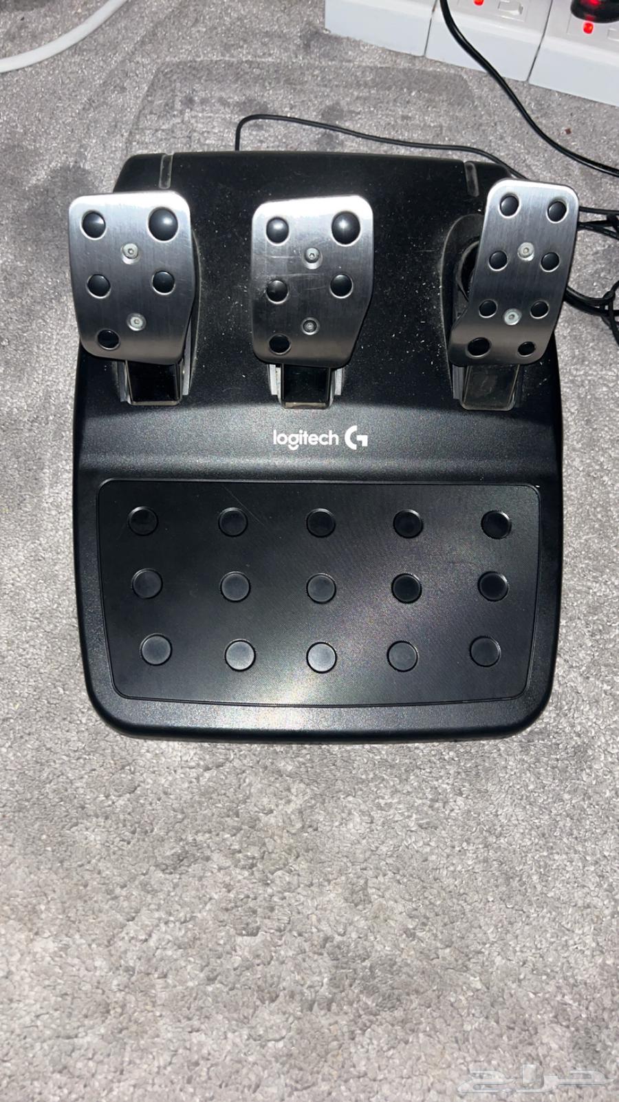My Logitech G920 is new, used for a full month with a gear shifter.63145102857857113