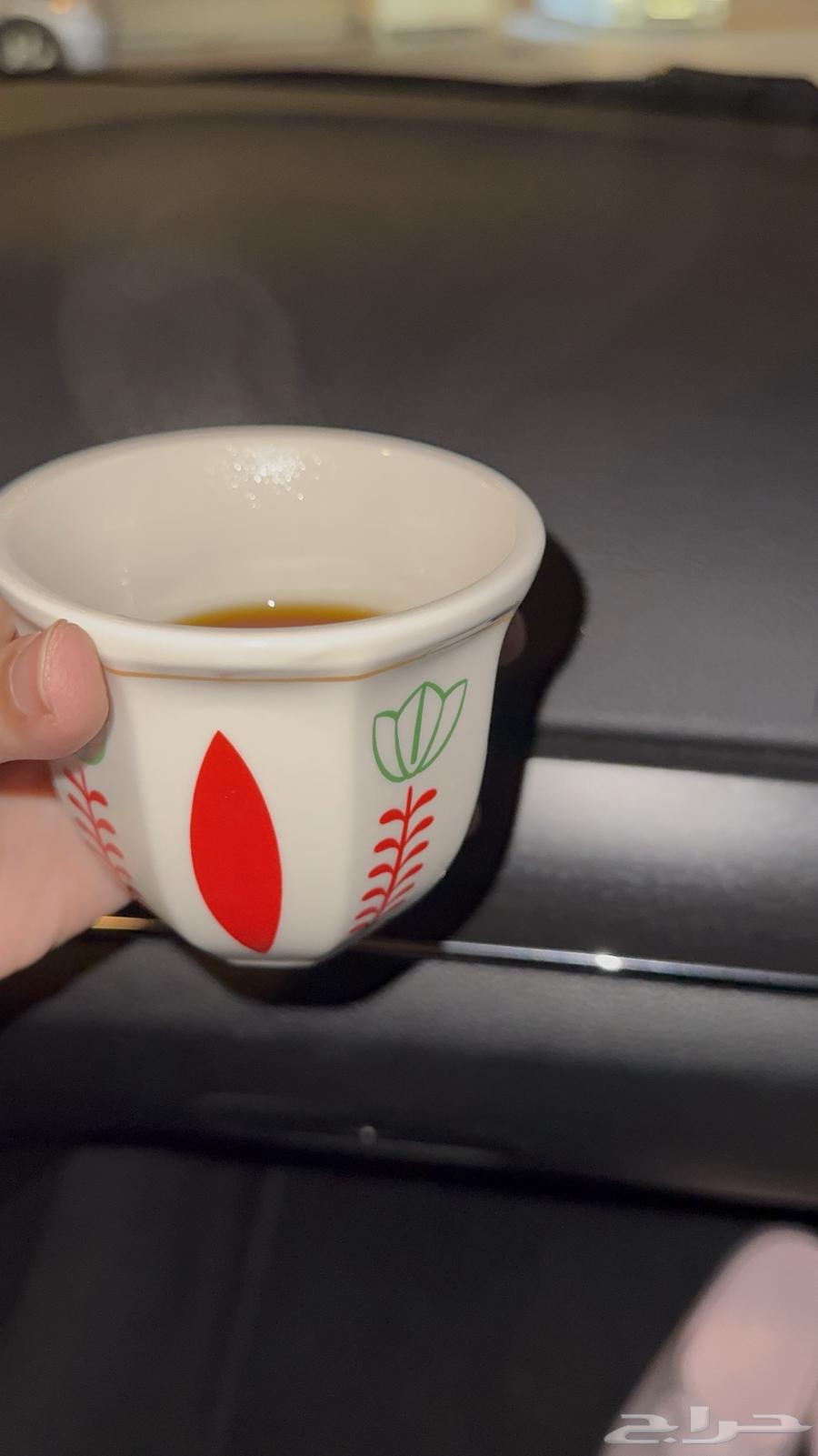 European pattern red ceramic cups 250 ml from Bahrain63308636004225113