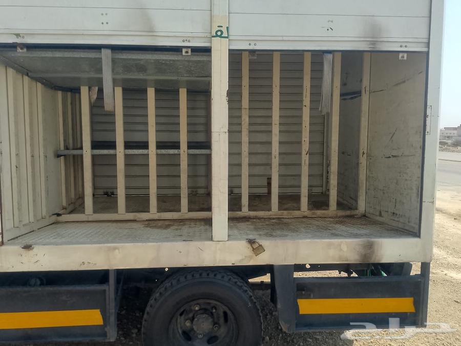 Hyundai 2014 with fiber box and iron63213475435523111