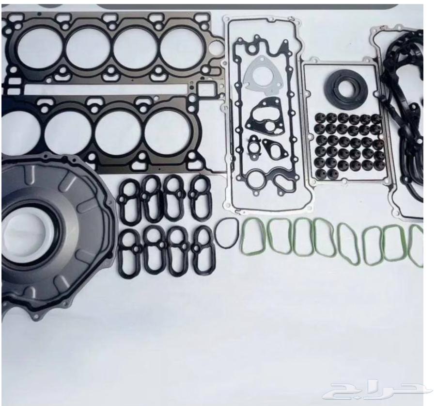 Maintenance of Range and Jaguar, spare parts available63213447956867113