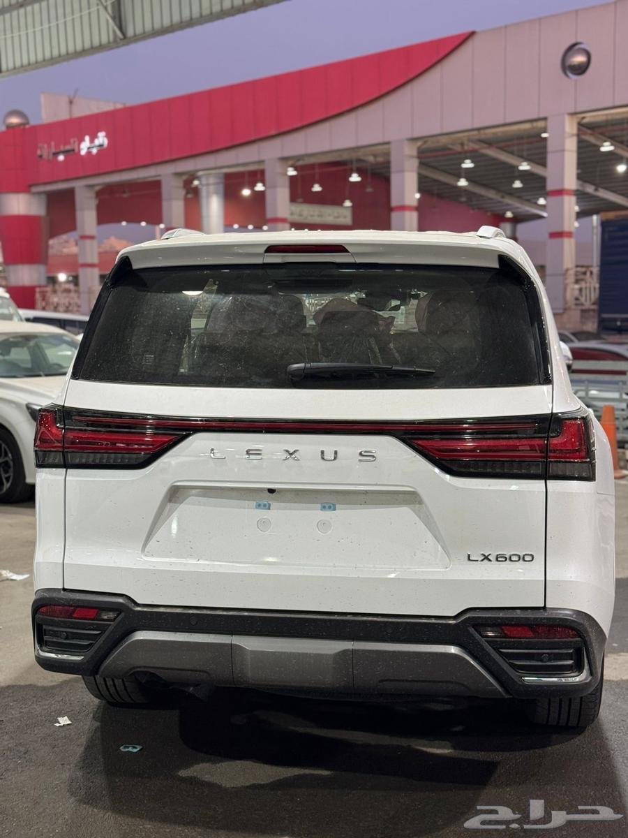 لكزس LX600 فئة BB موديل 2024 كميه محدوده (سعودي)63214458990851113