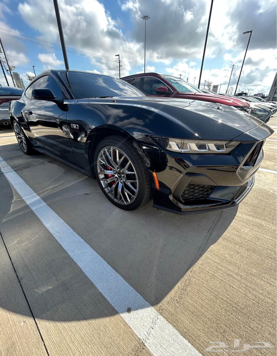 Ford Mustang GT Premium 202463213482812930111