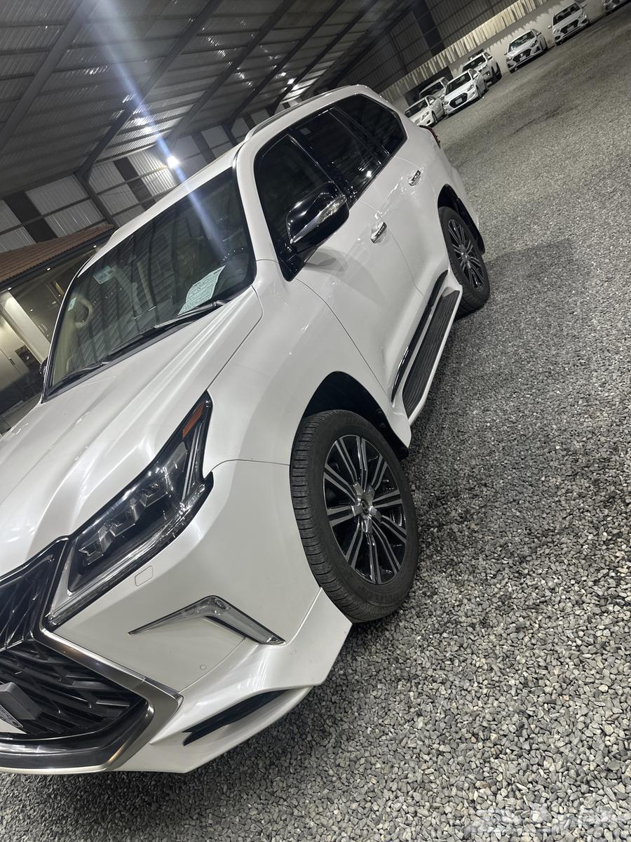 Lexus 2019 Saudi63209360517249112