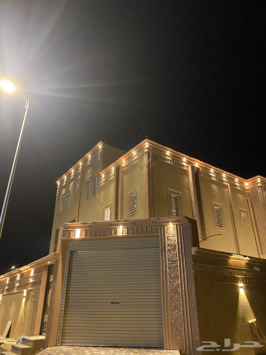 فيلا وثلاث شقق للبيع اوالايجار مخطط الجوهرة بمحايل عسير630101975481611123