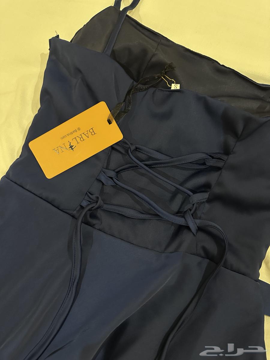 Dress63142793202434112