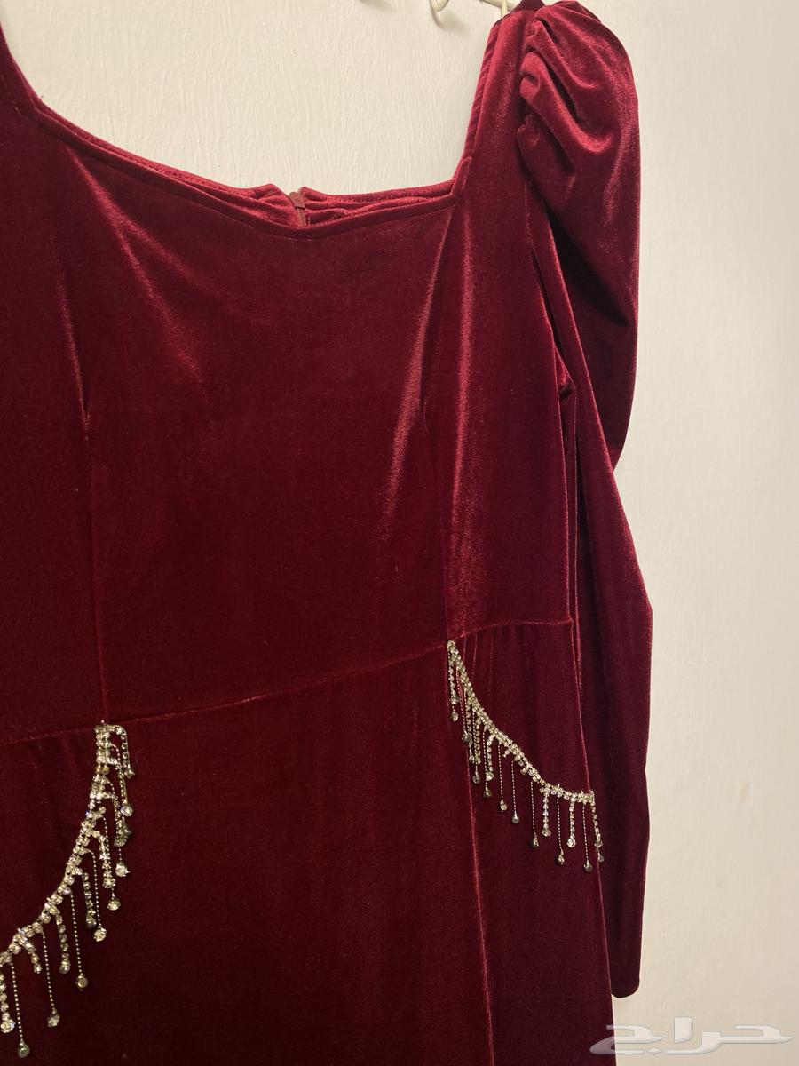 Almost new dresses63143239090946111