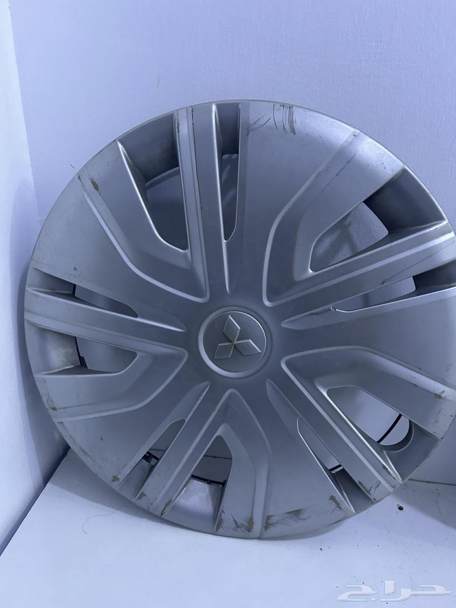 Mitsubishi Attrage 2020 tire with 15-inch rim size63213463462019113