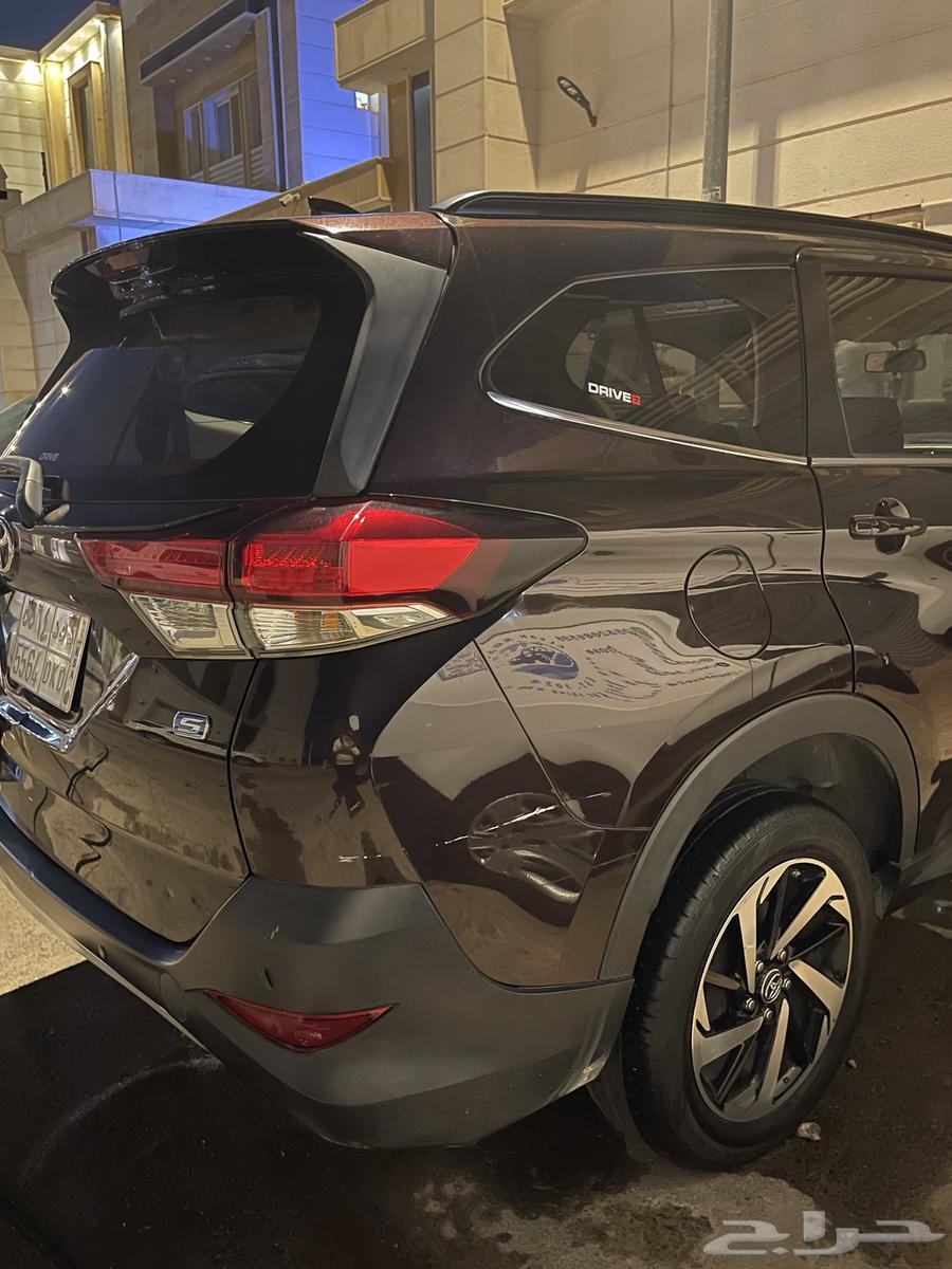 Toyota Rush full option 202063210389813890111
