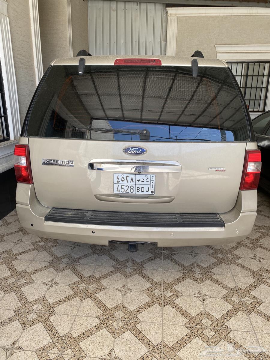Ford Expedition 2008 double cab replaced by Sequoia from 2010 and above63212424310659112