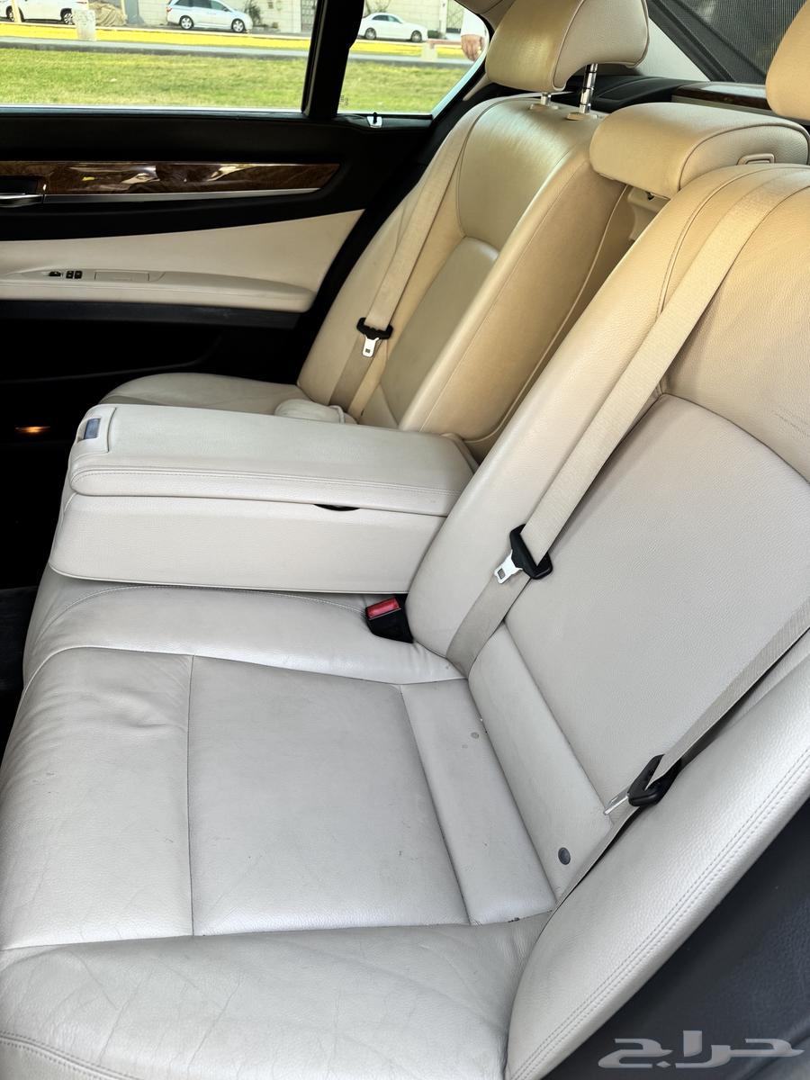 BMW 730Li model 2012, fully loaded63211927490306111