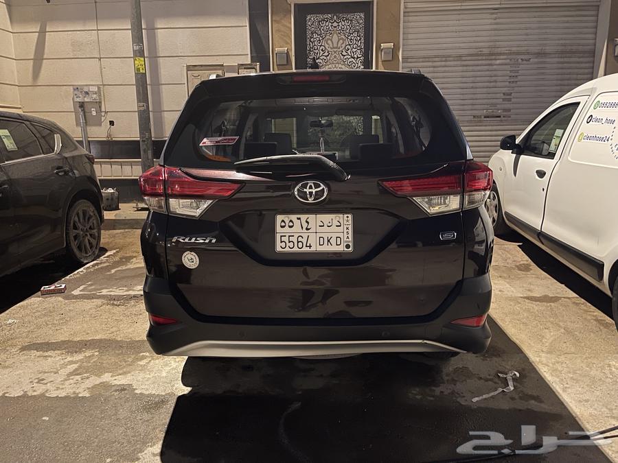 Toyota Rush full option 202063210389813890113