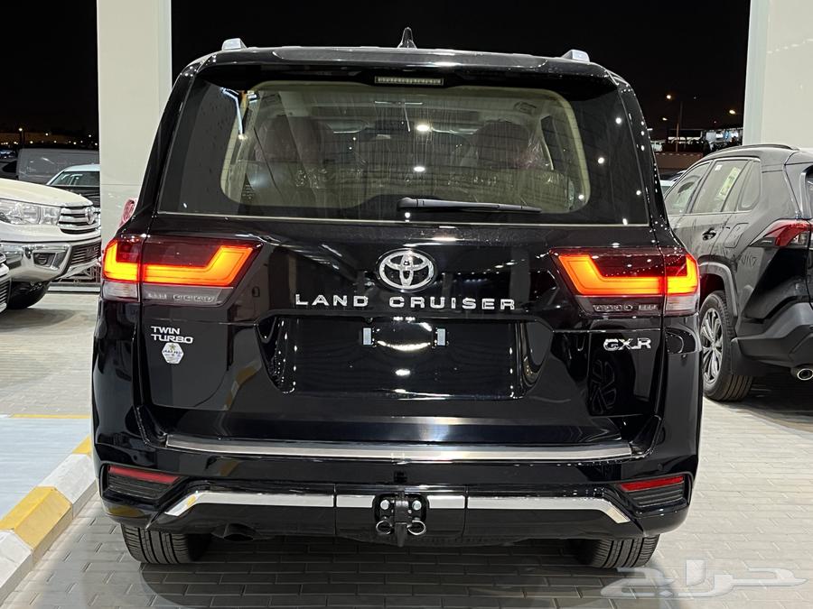 Toyota Land Cruiser GXRL4 2025, Saudi customs card, black63209360460162114
