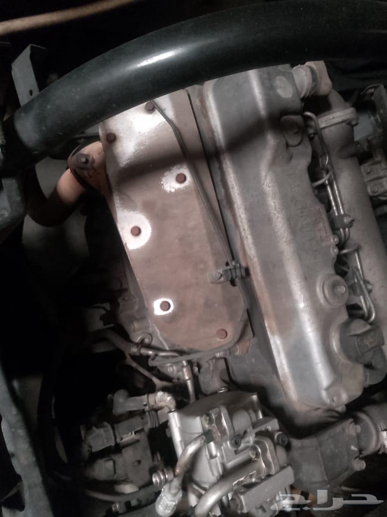 Hyundai 2014 with fiber box and iron63213475435523114