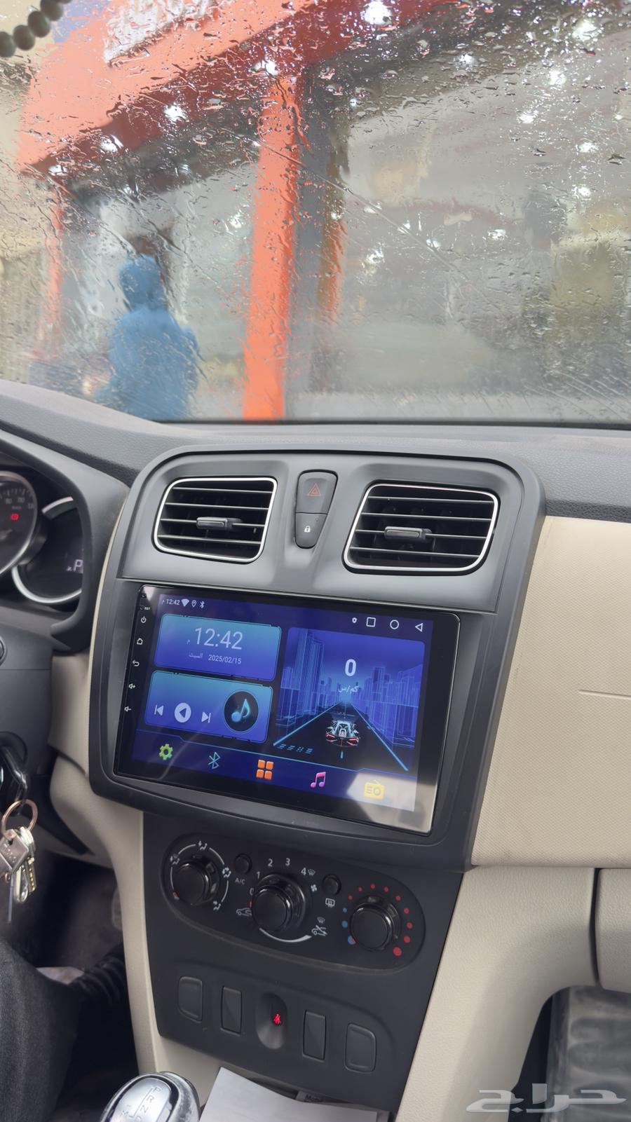 Renault screen 202263209377705219111