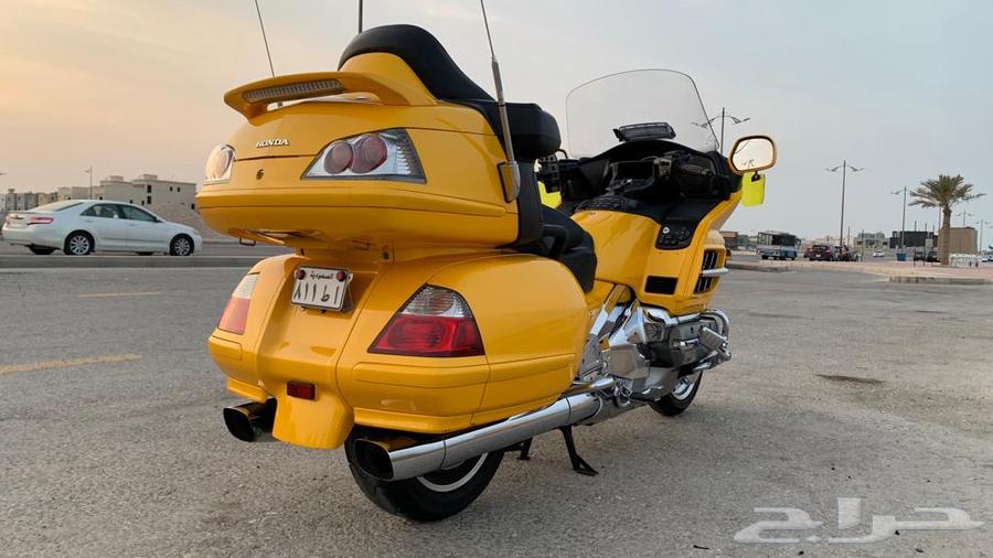 For sale, 2010 Gold Wing, excellent condition and very clean.63209399293442112
