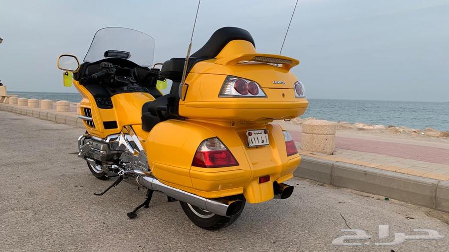 For sale, 2010 Gold Wing, excellent condition and very clean.63209399293442114