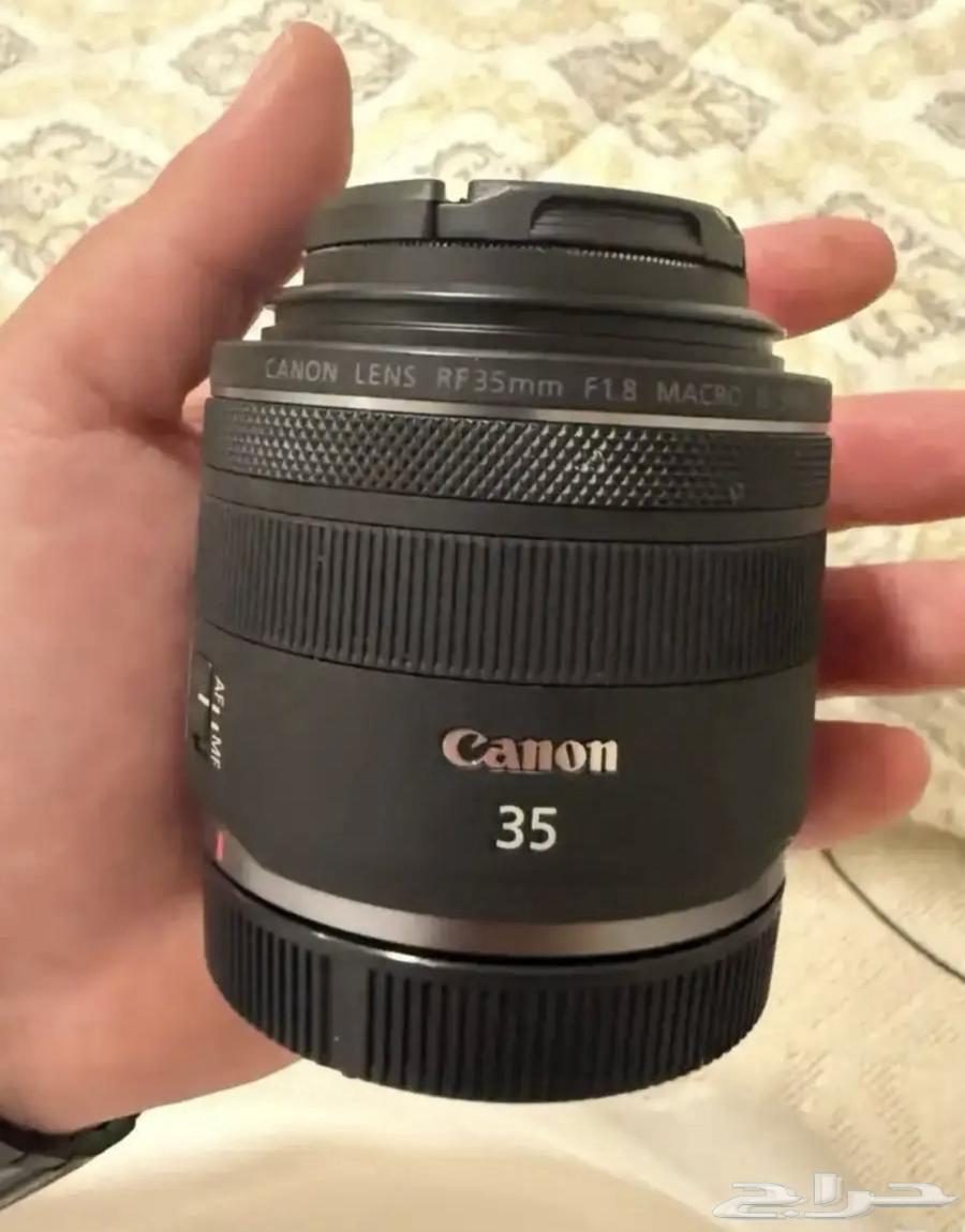Canon R8 camera with lenses63141392910209112