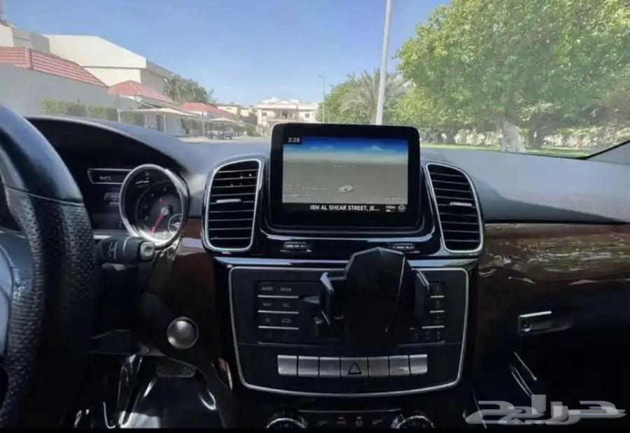 Mercedes Jeep GLE 400 201663209395125634112