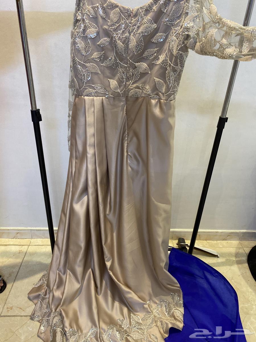Evening dress63142357107074112