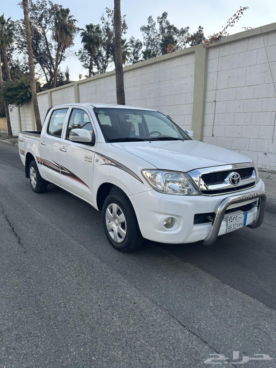 Sold: 2009 Hilux, rare and stored. Sold.63205922479617111