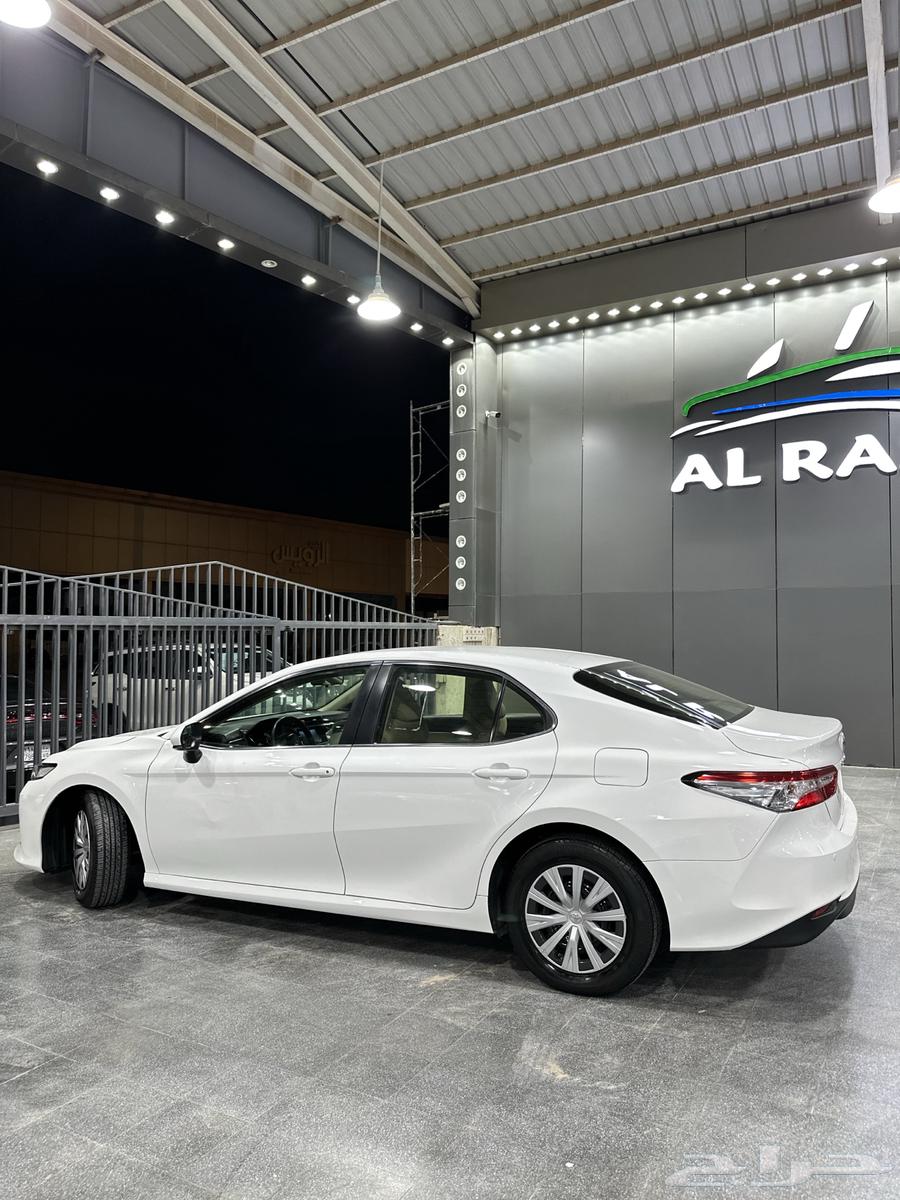 2020 Camry, white, LE trim, available at Al-Obeid Al-Rashidi showroom63205377523969114