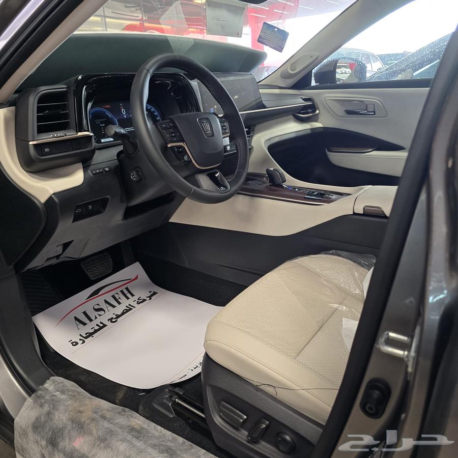 Toyota Crown Premium 2025, cash and installments, lowest price at Al-Safwa63205918151171111