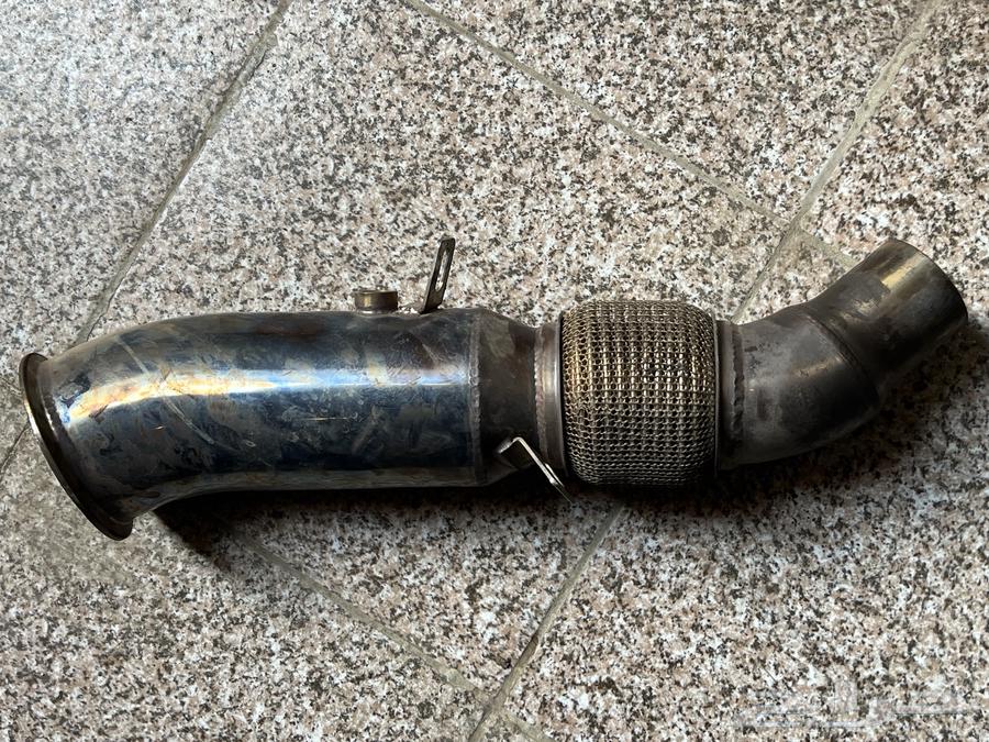 down pipe. BMW63209898460930111