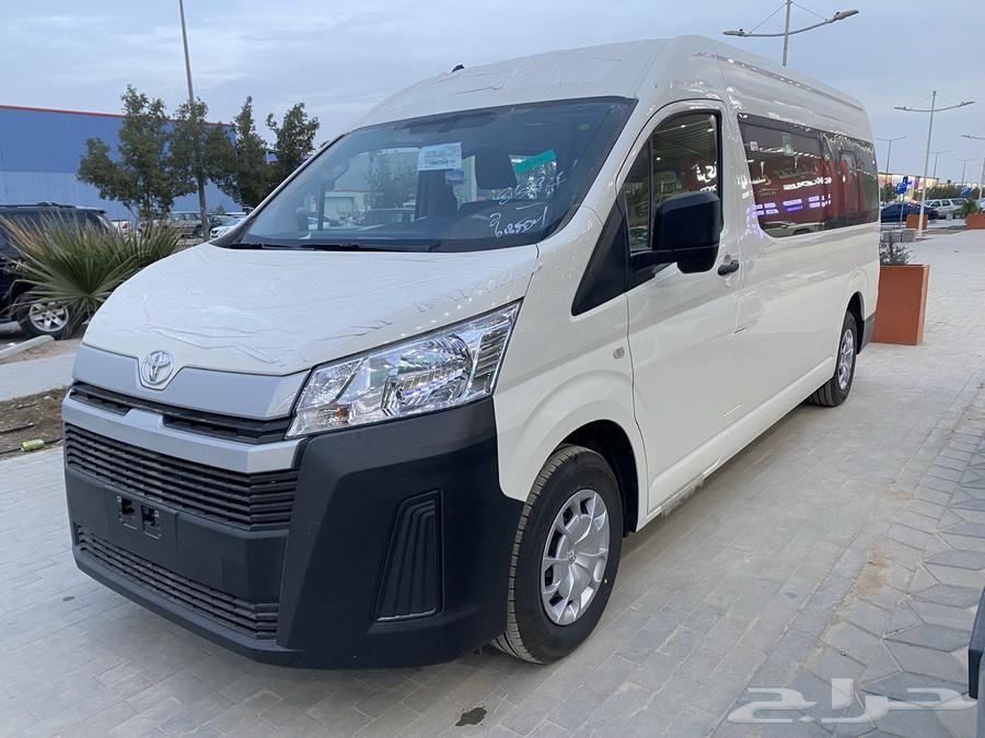 Toyota 13-passenger diesel minibus, Saudi model, 202563209402144386112