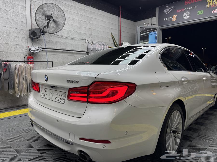 BMW 520i63205922285570114