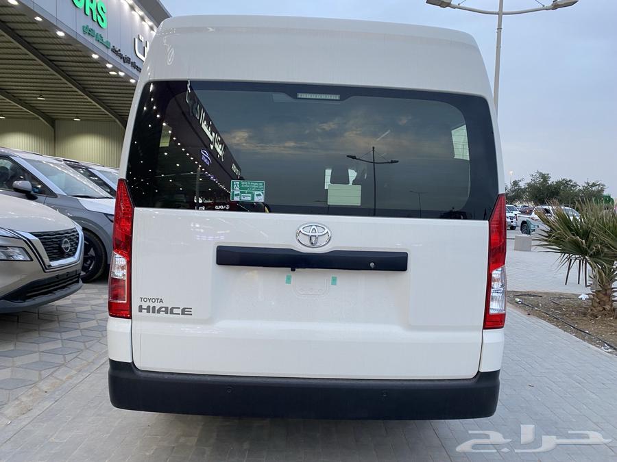 Toyota 13-passenger diesel minibus, Saudi model, 202563209402144386114