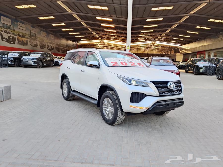 Toyota Fortuner gasoline 2025, cash and installments, lowest price at Al-Safwa63206914932225112