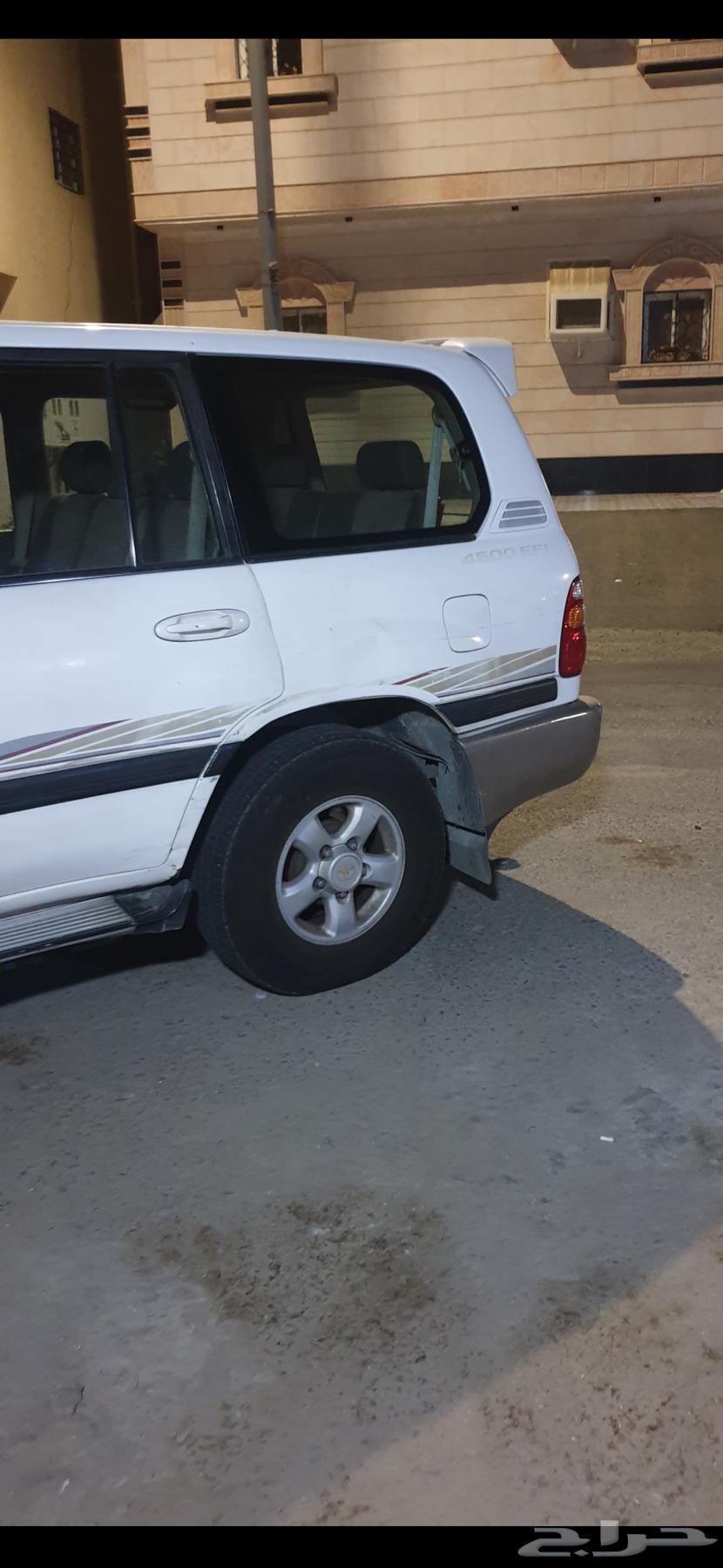 Land Cruiser sedan model 2000 for sale63206921139969111