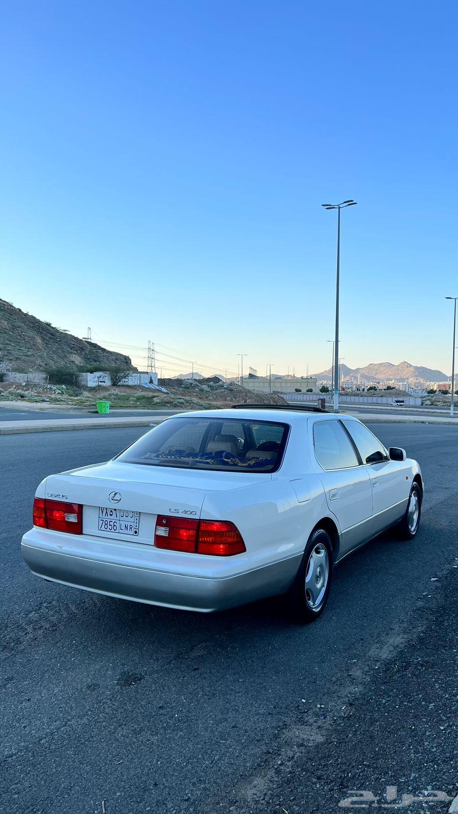 لكزس LS400 مديل 2000632088907106571122