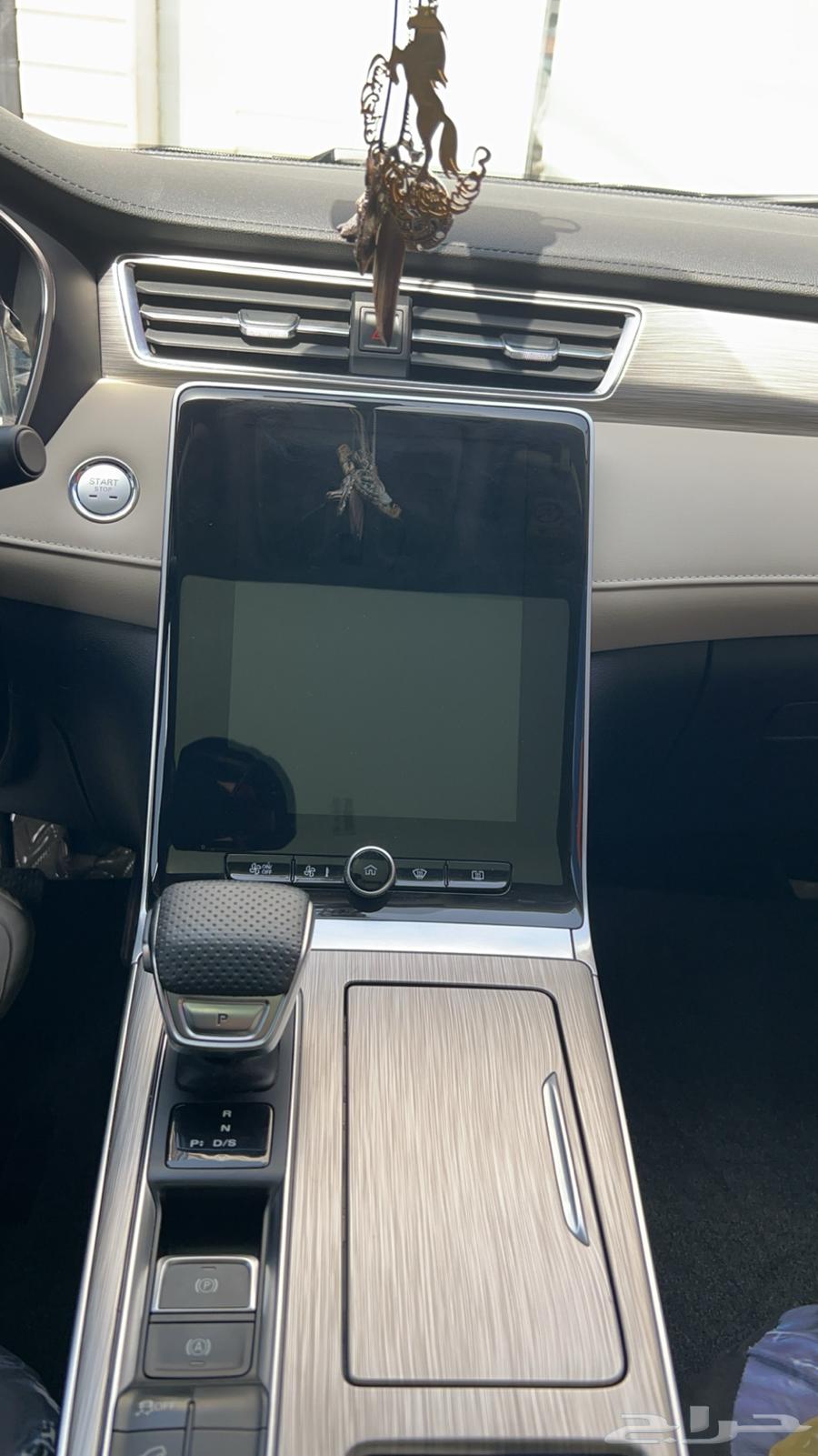 MG RX 563204925468034112