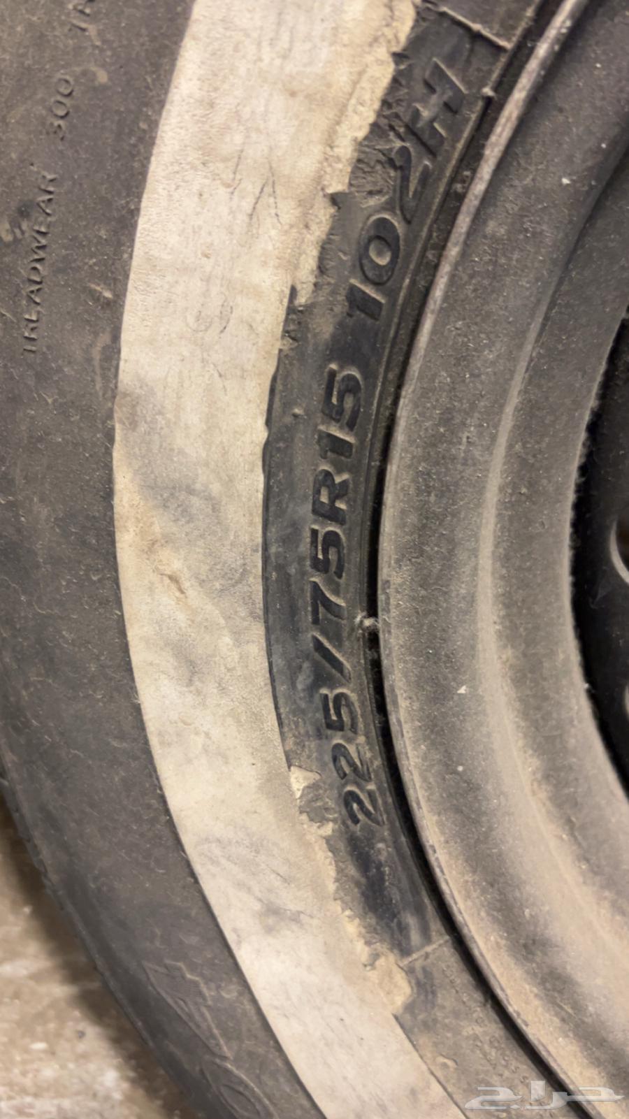 Wheels with tires for sale for Hilux (Mercedes)63205401244033112