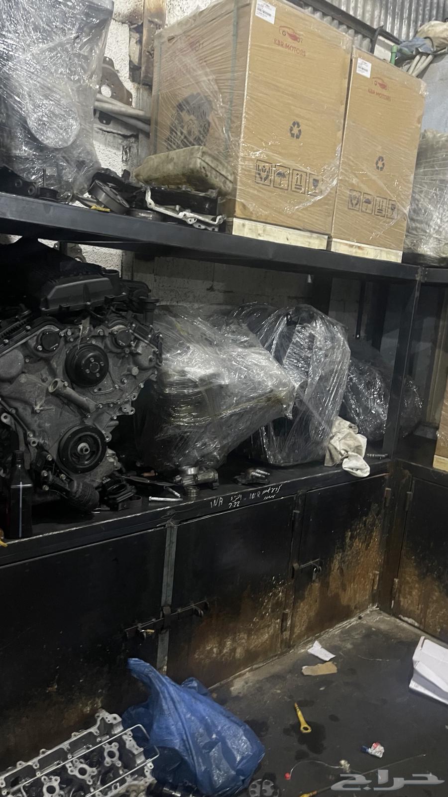 There are Hyundai, GMC, and Chevrolets from different countries.63204887136643113