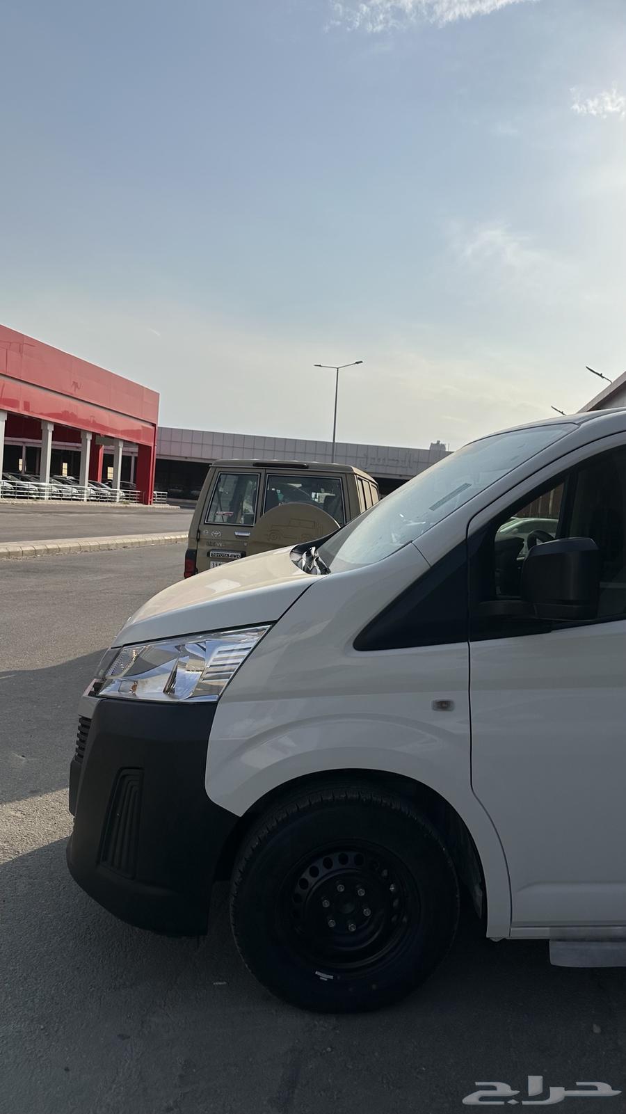 2025 Saudi low-roof gasoline bus cargo63205394965249111